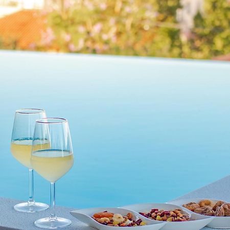Georgianna'S Suite With Private Pool , 'Greysuite' Кисамос Екстериор снимка